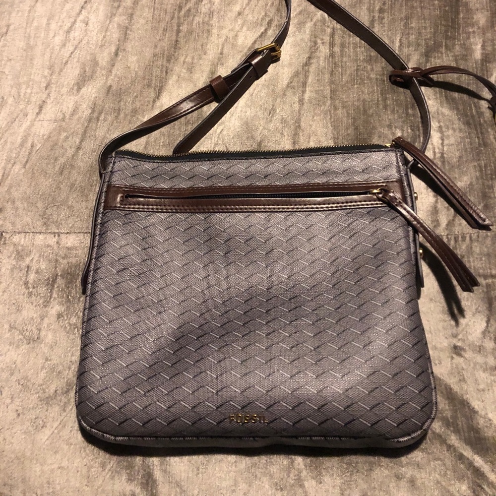 Crossbody purse